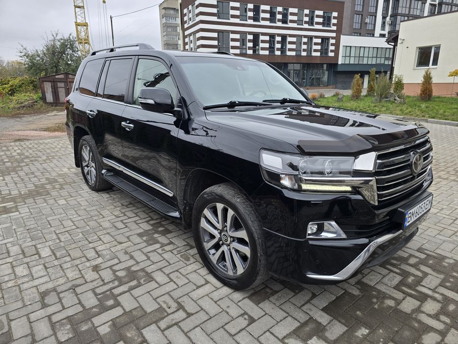 Продам Toyota Land Cruiser200