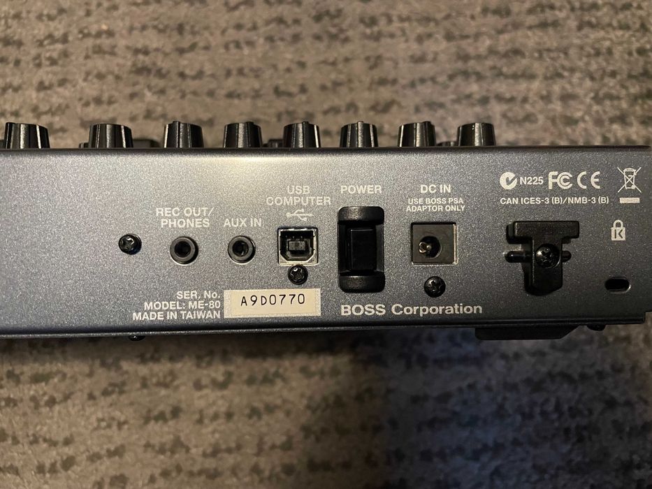 Multiefekt gitarowy Boss ME-80