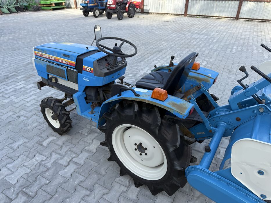 Японський трактор Mitsubishi MT1601