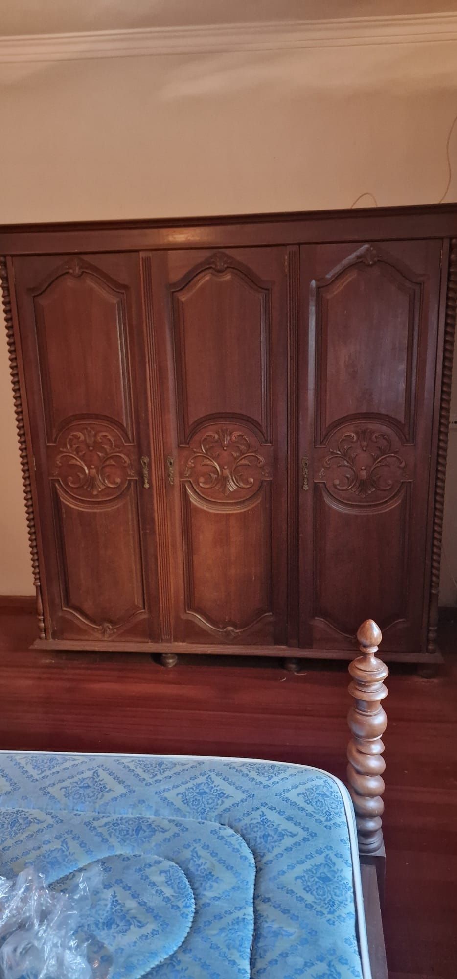 Quarto estilo antigo, móvel de sala.