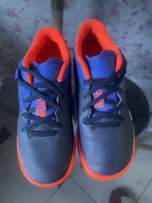 Футзалки,бутсы,кеды Decathlon,Puma