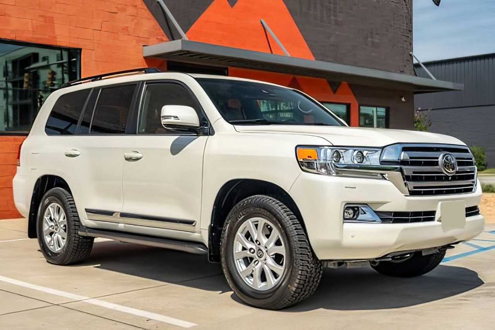 Toyota Land Cruiser      2019