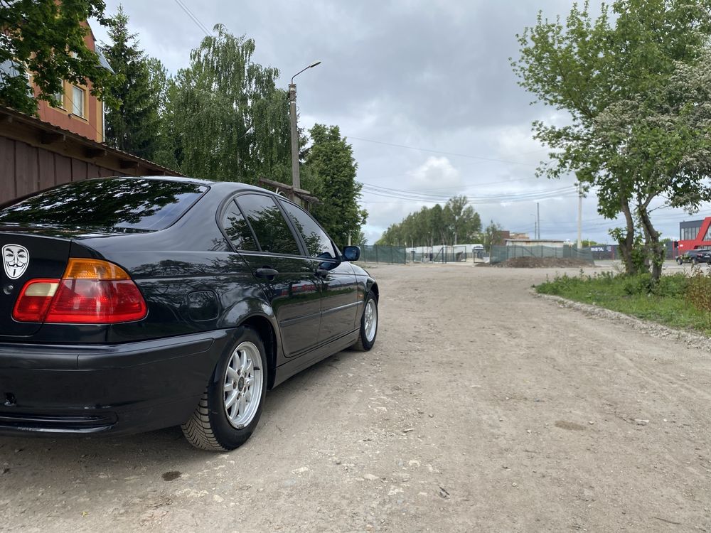 BMW  Е46 Чорний