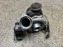 Turbina turbo nastawnik turbosprezarka GARRETT BMW X5 E70 3.0 D M57 235KM