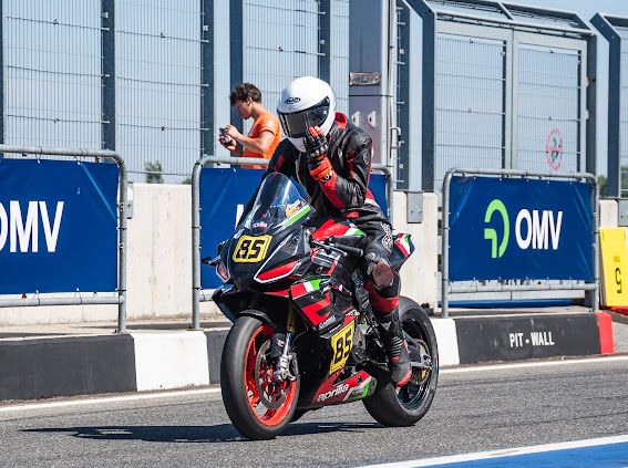 Aprilia RS660 trofeo