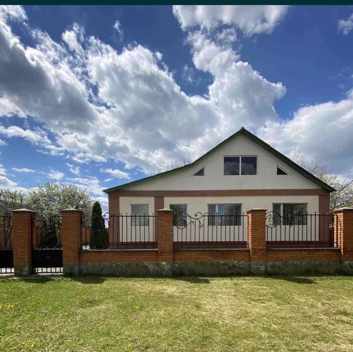 Дім 150 кв, скважина, сауна, підвал