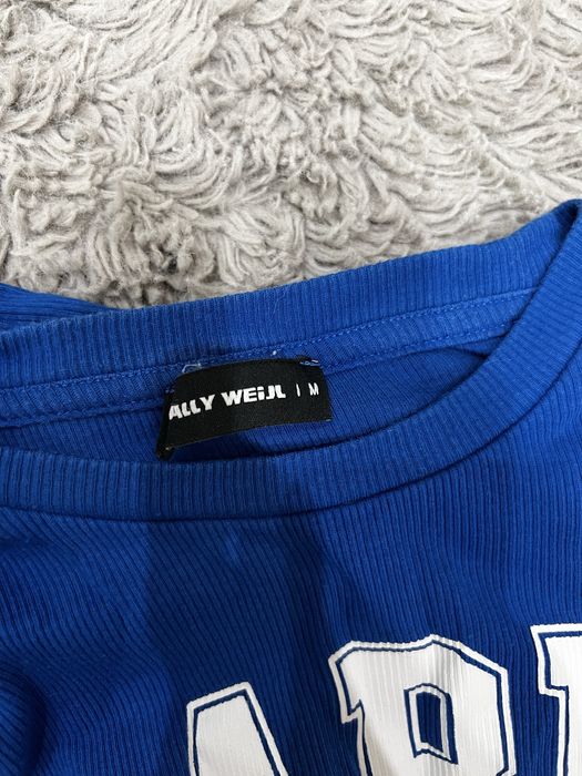 Топік з довгими рукавами