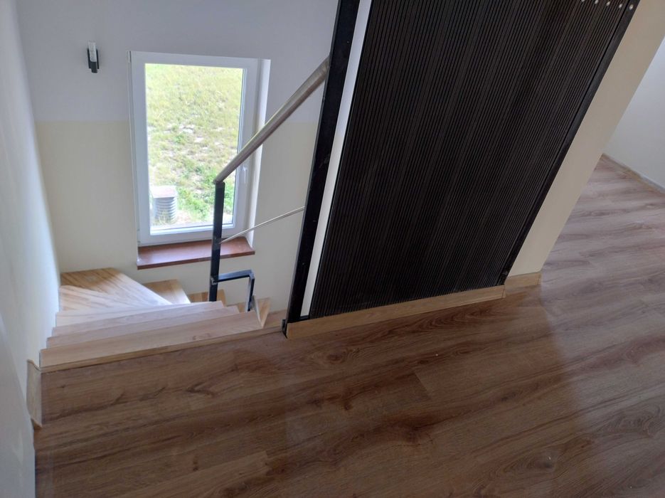 Pomieszczenie 10m2 w lokalu biurowo-usługowym, osobne wejście, parking