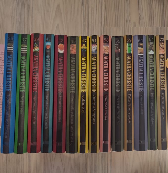 Agatha Christie - 29 tomów - Kolekcja Hachette