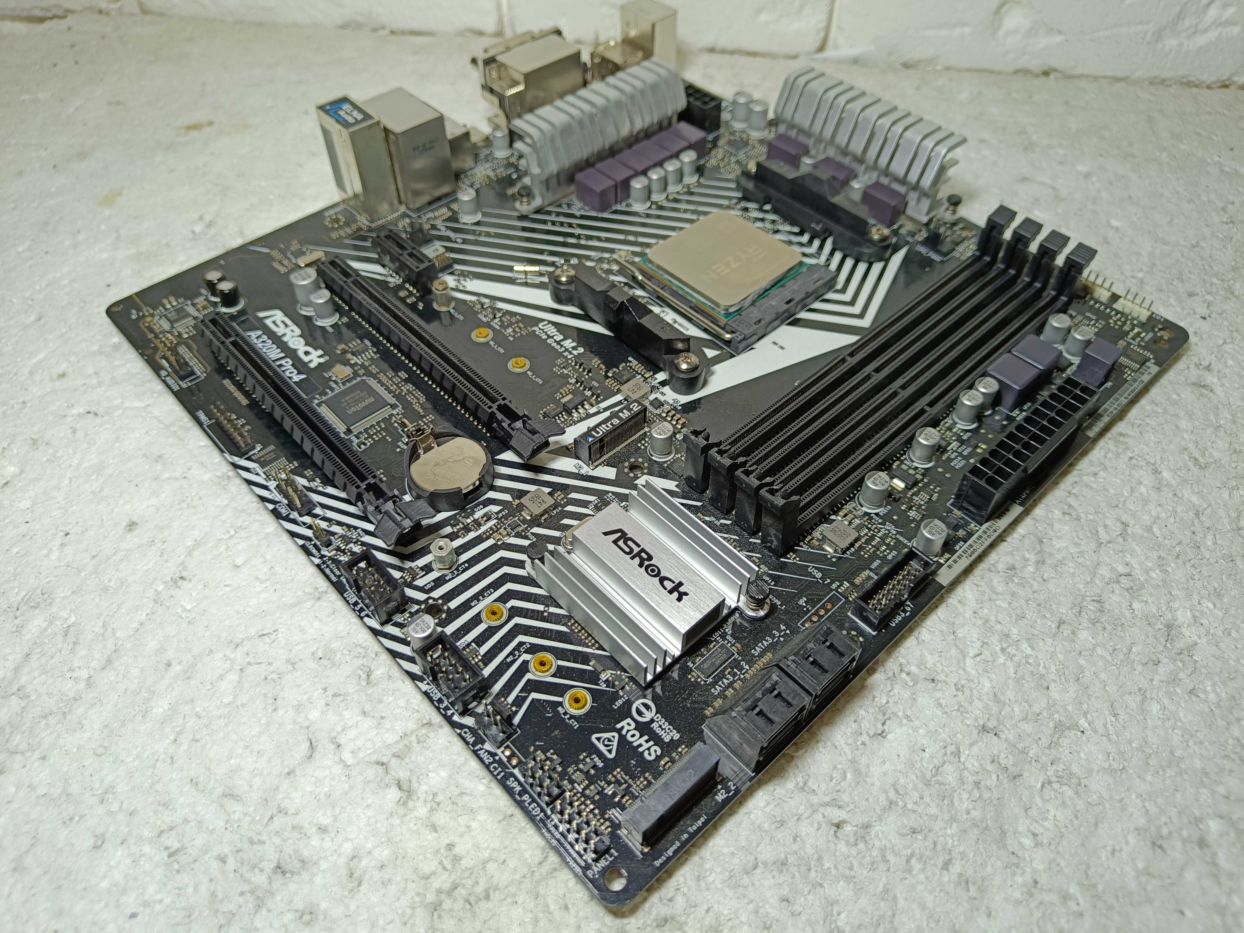 КОМПЛЕКТ Материнка AsRock A320M Pro4 + процесор AMD Ryzen 5 1600X sAM4