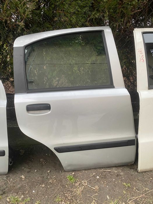 Fiat Panda 2 na części Drzwi Katalizator wspomaganie lampa zawieszenie