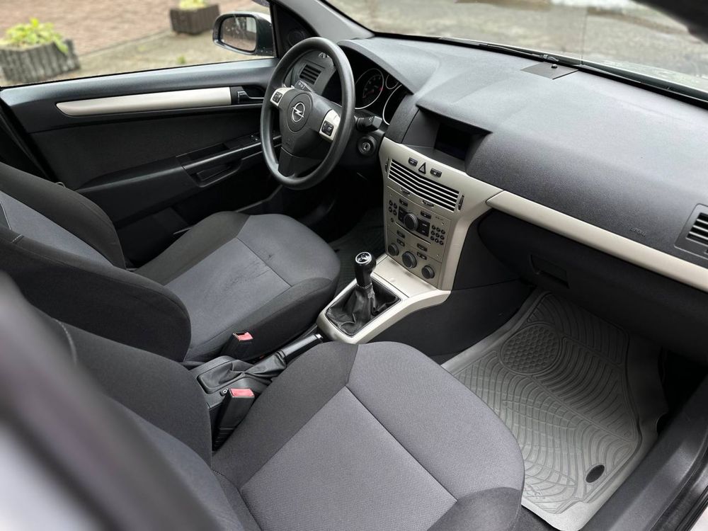 Opel Astra H 2008 1,6 MT