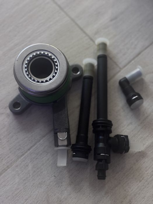 Підшипник вижимний , Vivaro, Trafik 1.9 2.0 2,5 d.ci (valeo 810067)