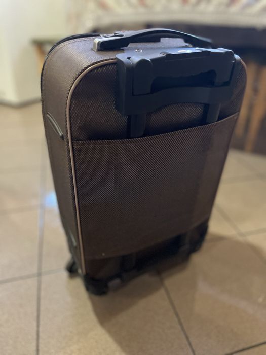 Дорожня сумка дуже хороша як нова