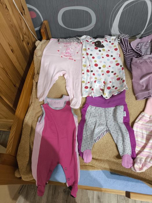 Zestaw ubrań dla dziewczynki