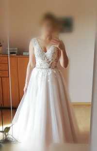 Suknia ślubna, typ A, delikatny różowy kolor r. 40