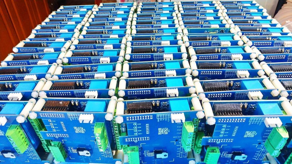 Пайка, сборка плат, компонентов.