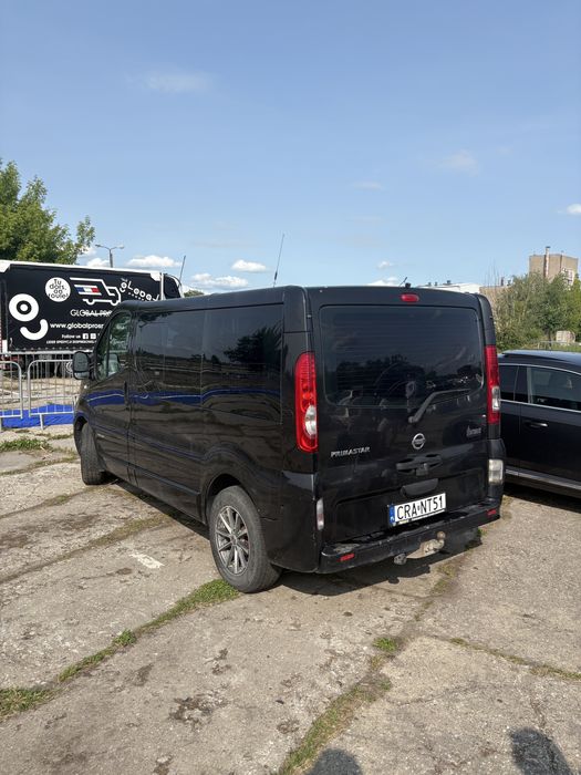 Nissan Primastar.2.5 silnik 180 koni 7 miejsc