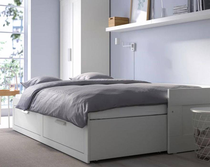 Cama BRIMNES IKEA solteiro/casal com gavetas