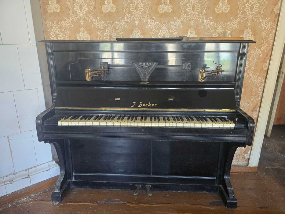 Старинное немецкое Пианино J.Becker