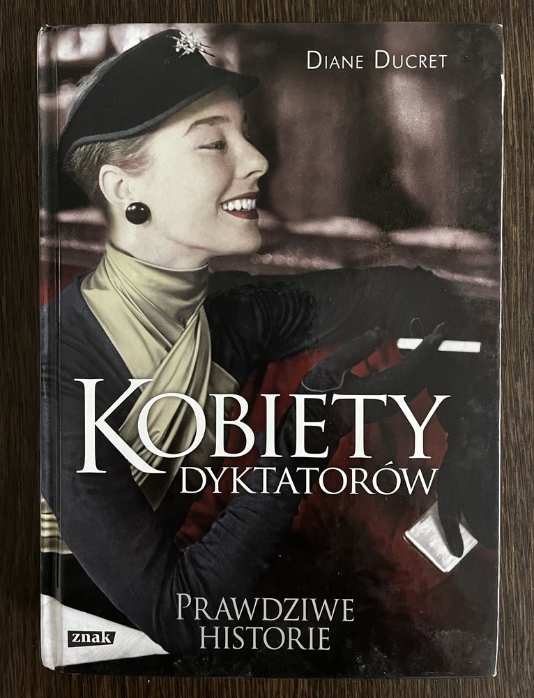 Zestaw 4x książek o kobietach - stan jak nowe
