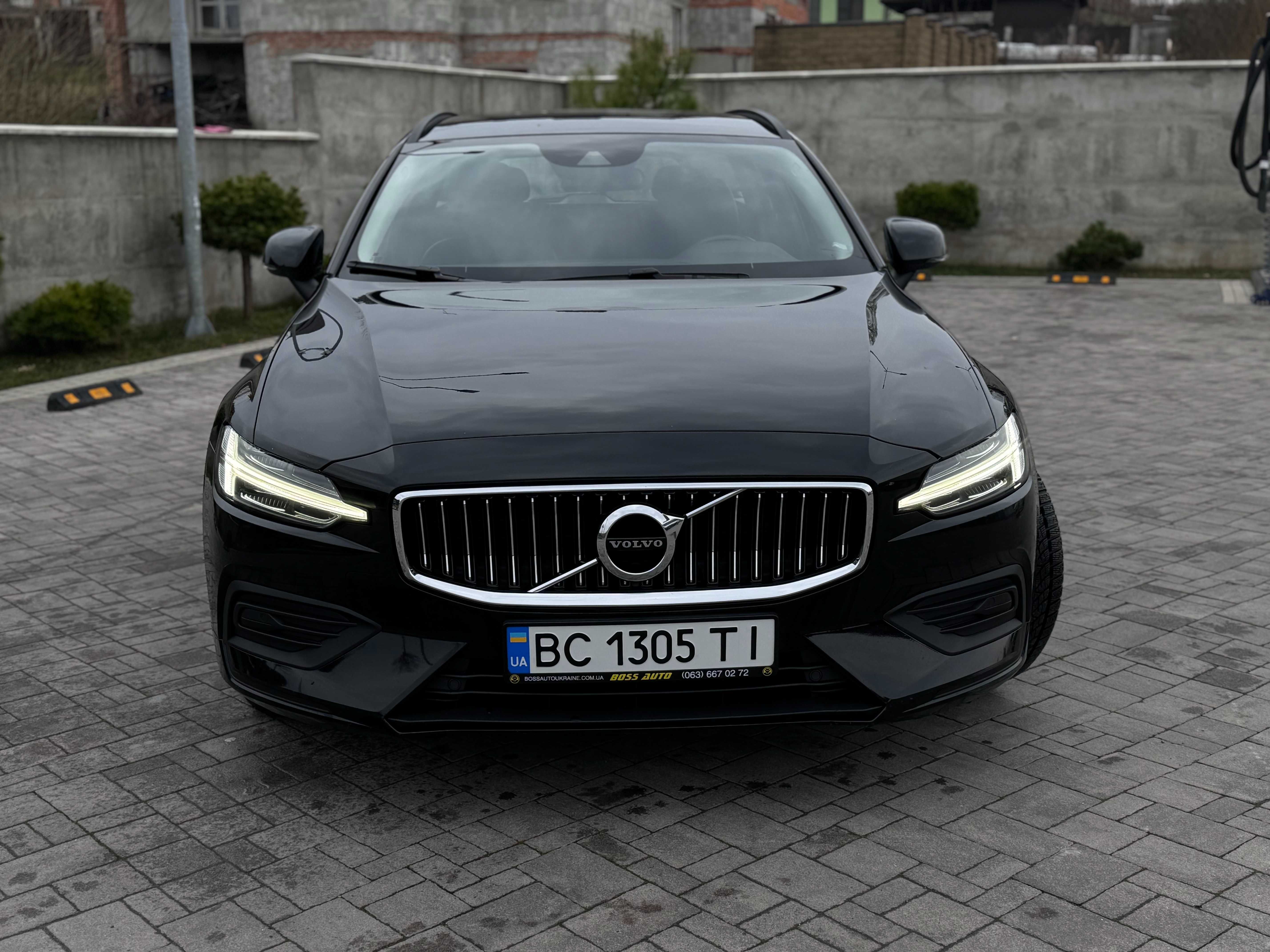 Volvo V60 2019 2.0 D AT