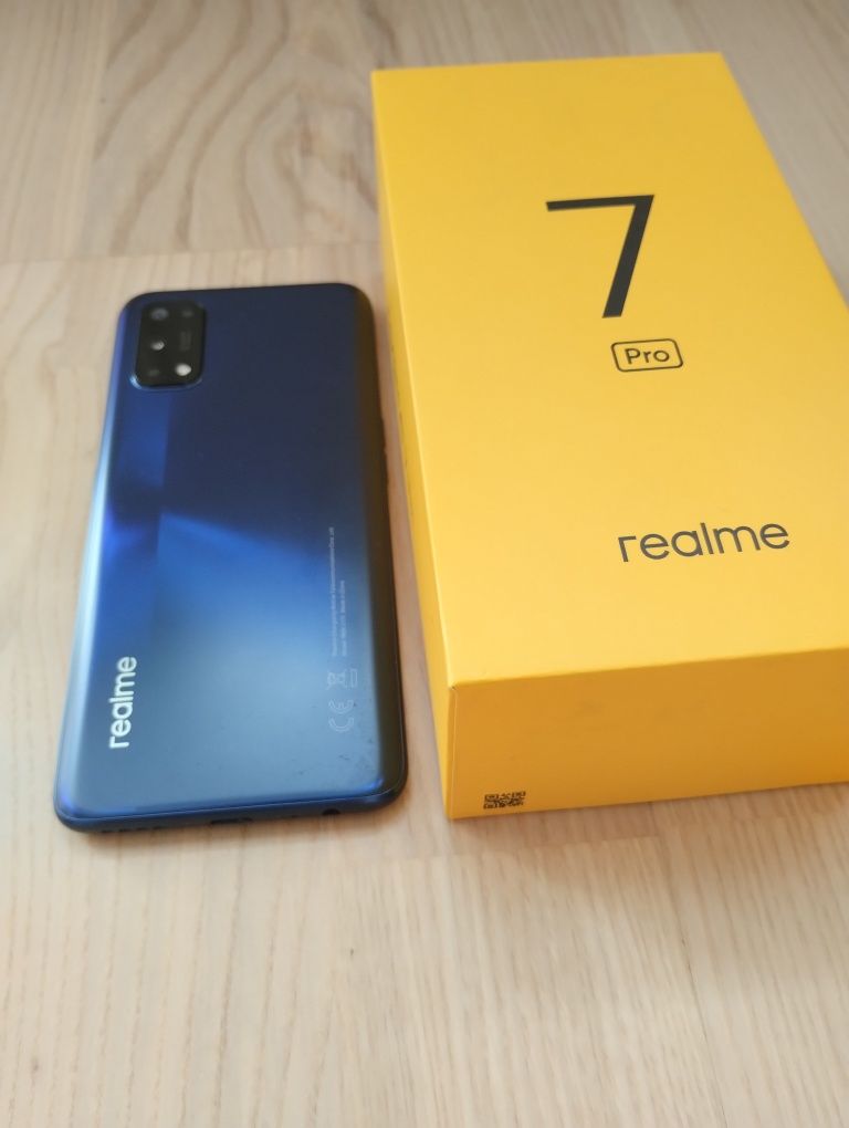Smartfon Realme 7 Pro, stan dobry!