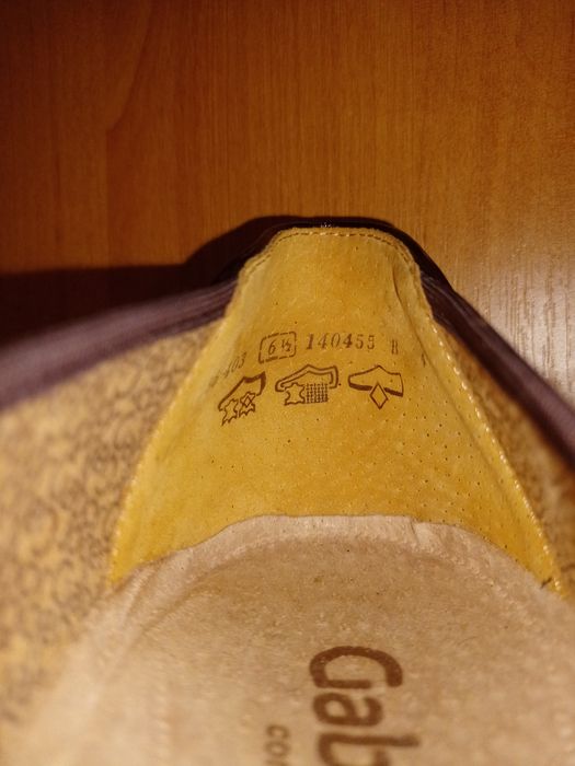 Туфли женские бордовые Gabor