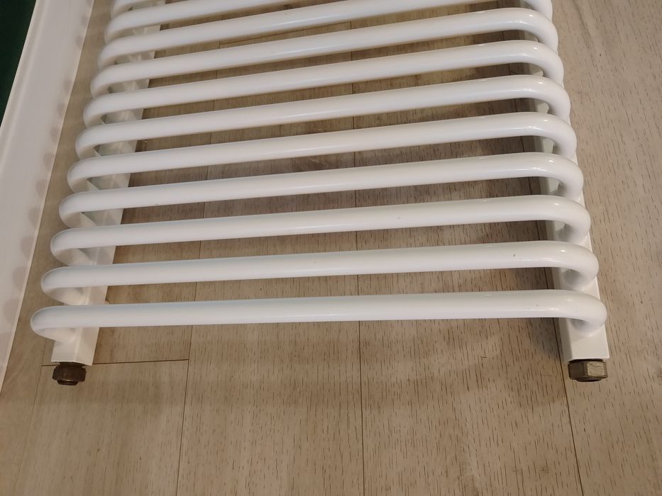 Grzejniki łazienkowy 90 cm,