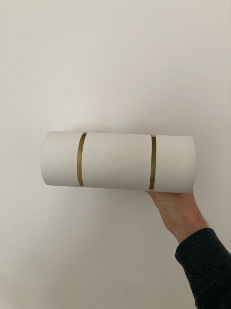 Lâmpada led branco-dourado