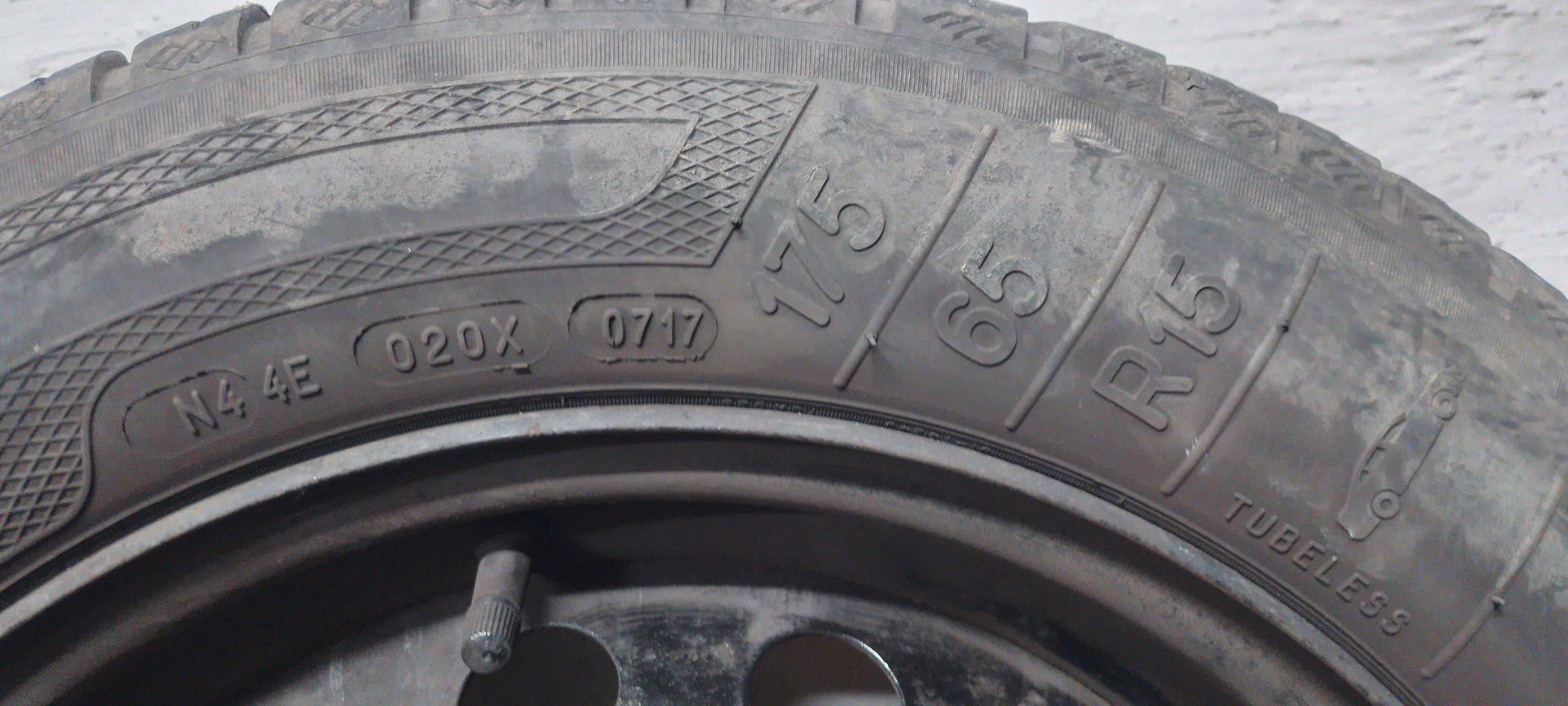 Sprzedam komplet kół na oponach letnich 175/65R15 4x100