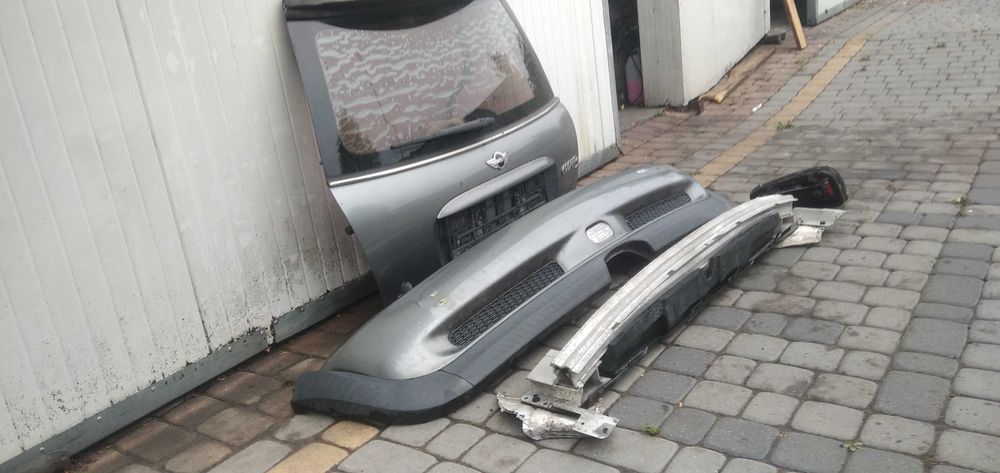 Klapa bagażnika mini r50 r53 srebrna