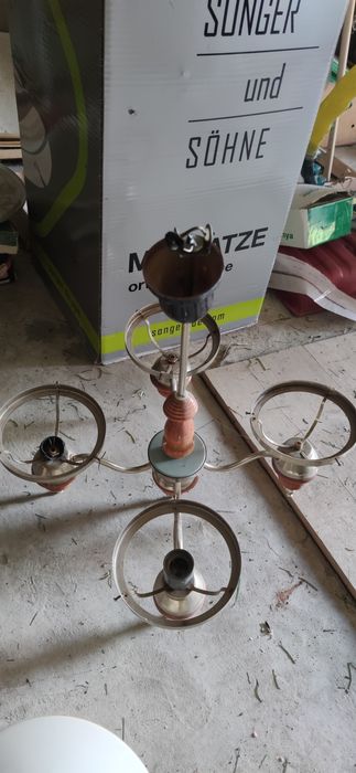 Люстри,плафони б/у