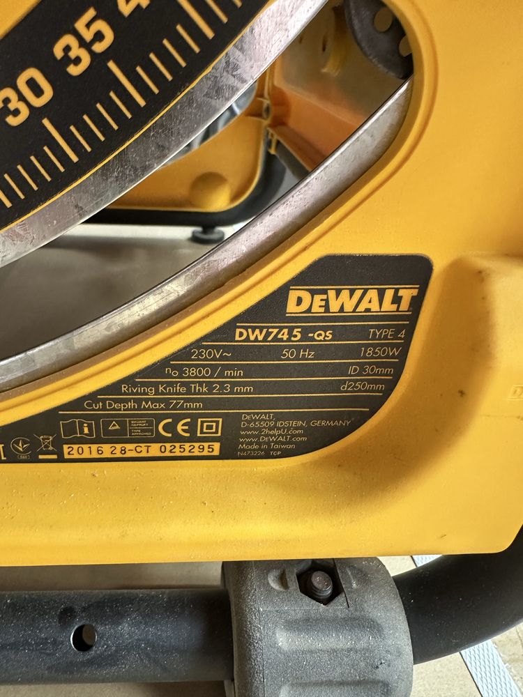 Циркулярна пила DeWalt  DW745 циркулярка торцовка