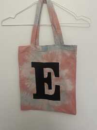 Materiałowa torba tie dye z literką E