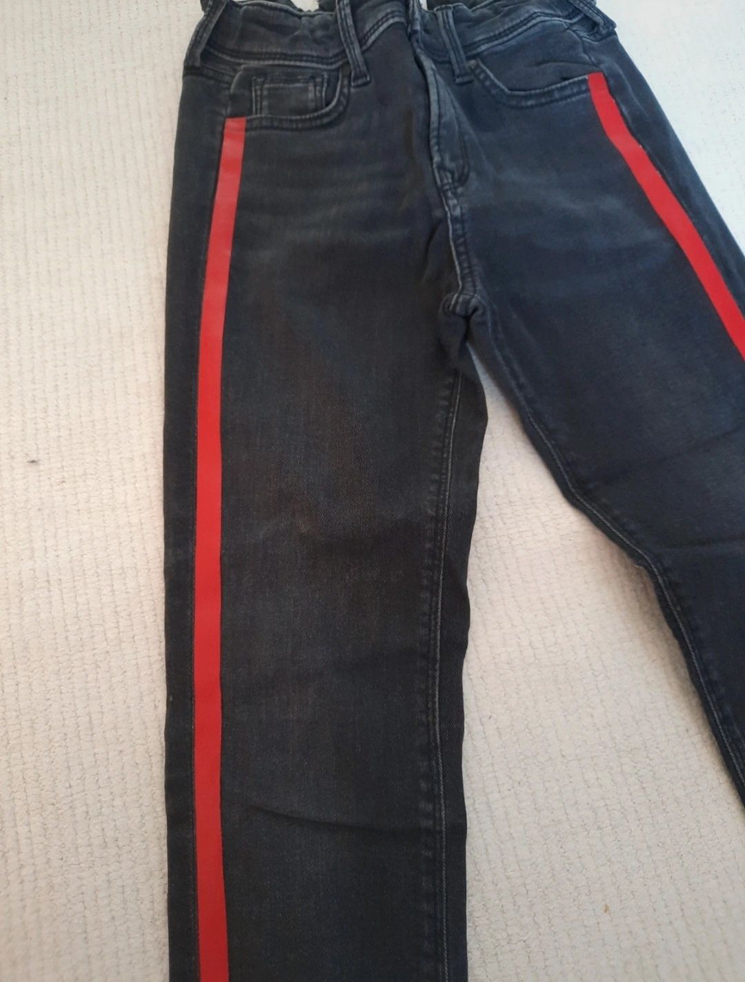 Calças skinny Pepe Jeans, com risca vermelha