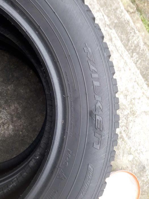 Zima Falken 225/60 R17 5.5mm