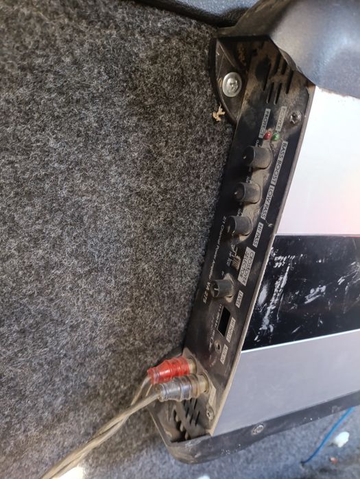 Продам Сабуфер и усилитель