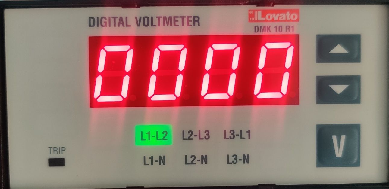 Цифровий вольтметр DMK 10 R1 Lovato
