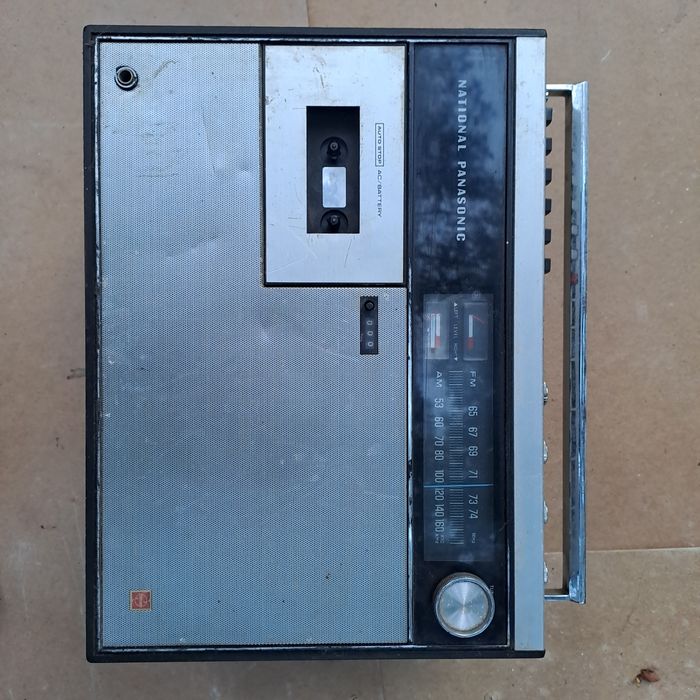Radiomagnetofon International Panasonic RS-267S