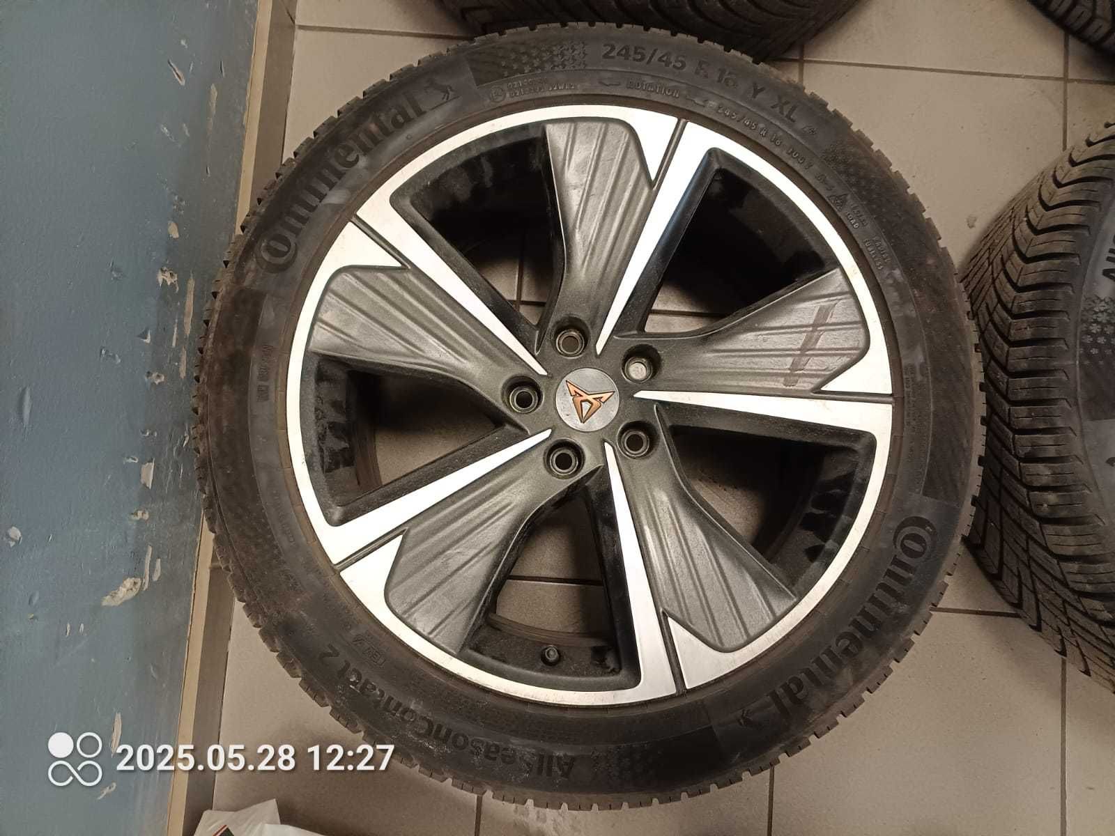 Koła felgi opony Cupra Formentor 245/45 R18 AllSeason