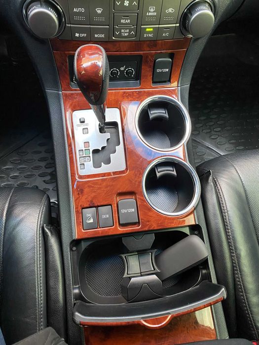 Продам Toyota Highlander 2013