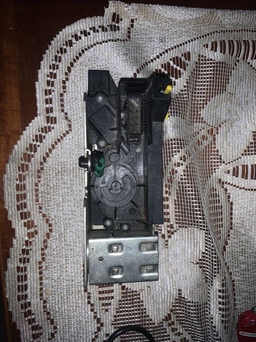 Замок задний на форд транзит