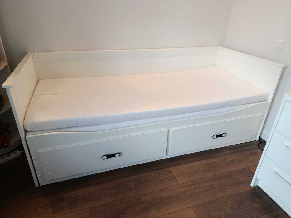 Łóżko młodzieżowe, dziecięce,rozkładane z materacami