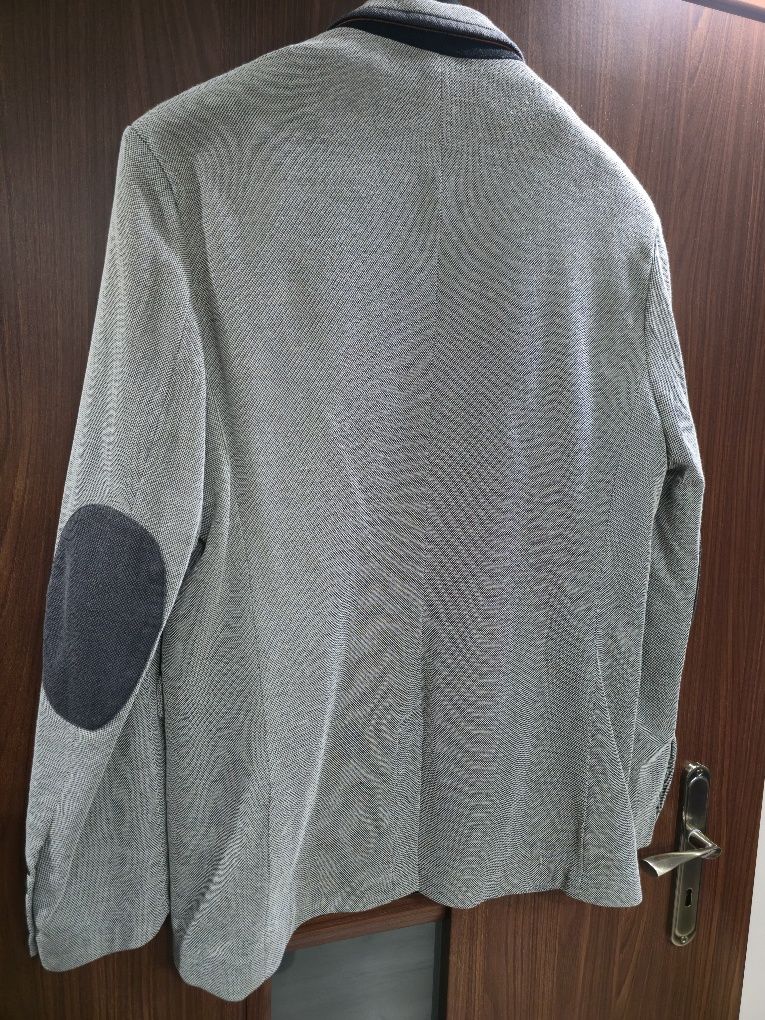 Sprzedam marynarkę Top Secret w rozmiarze 52 slim fit