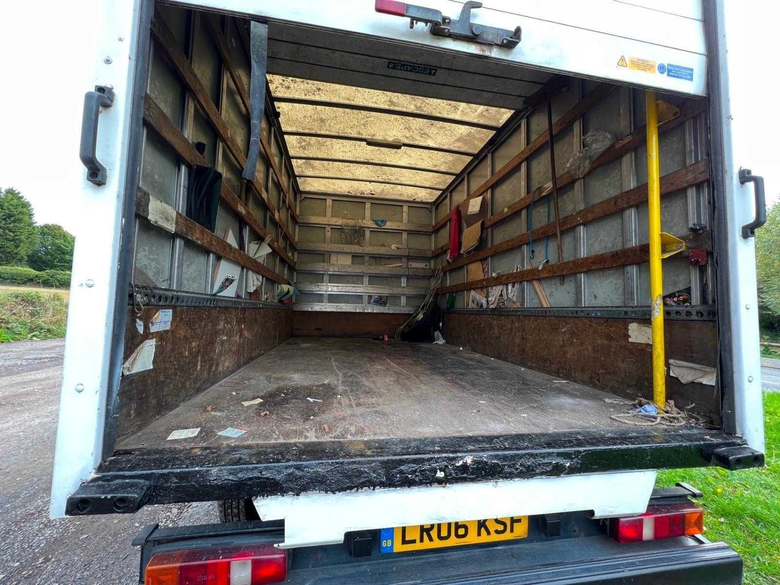 Luton Box Van Para Removals Mudancas LWB   FROM UK