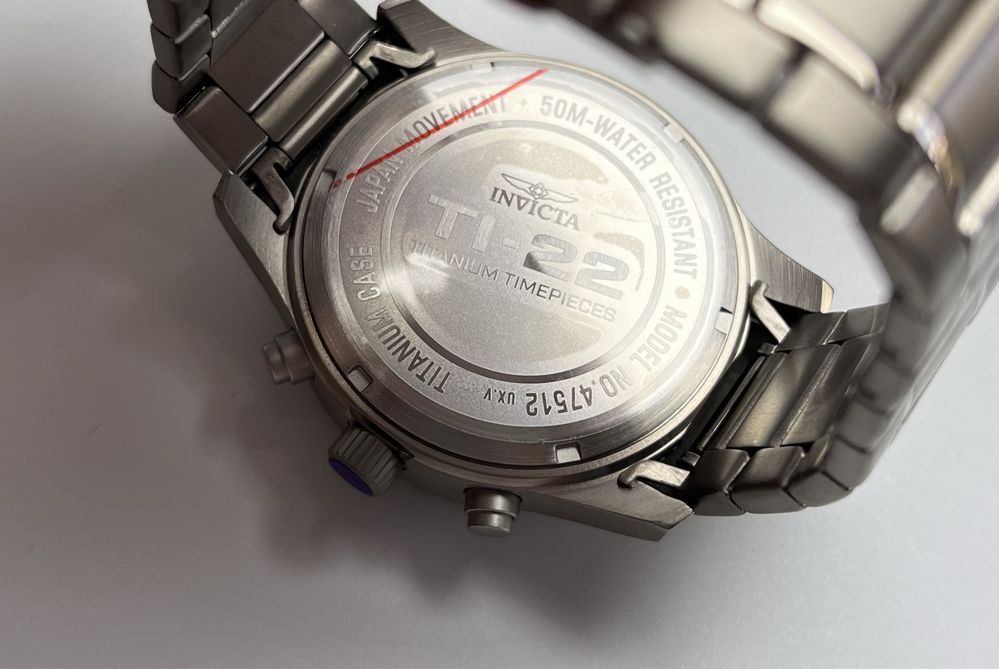 Invicta 47512, чоловічий годинник з титановим корпусом, інвікта титан