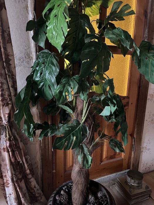 Пальма искусственная штучна велика