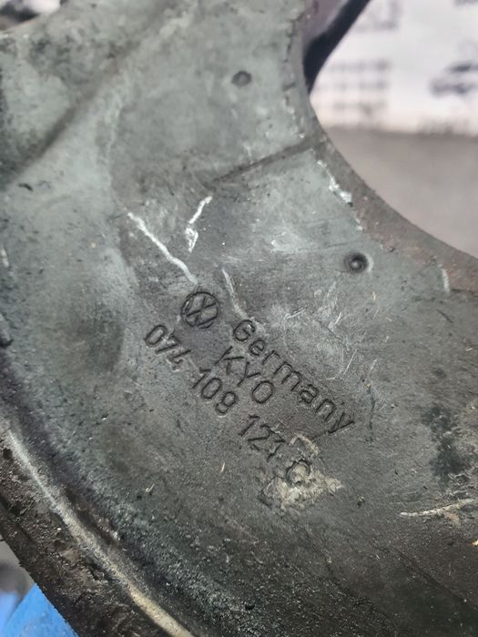 Кришка ремня грм передня т4 2.5 внутрішня, Crafter