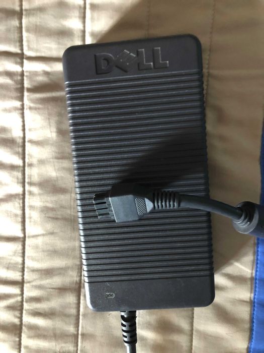 Dell DA-2 D220P-01 PSU para arrumar